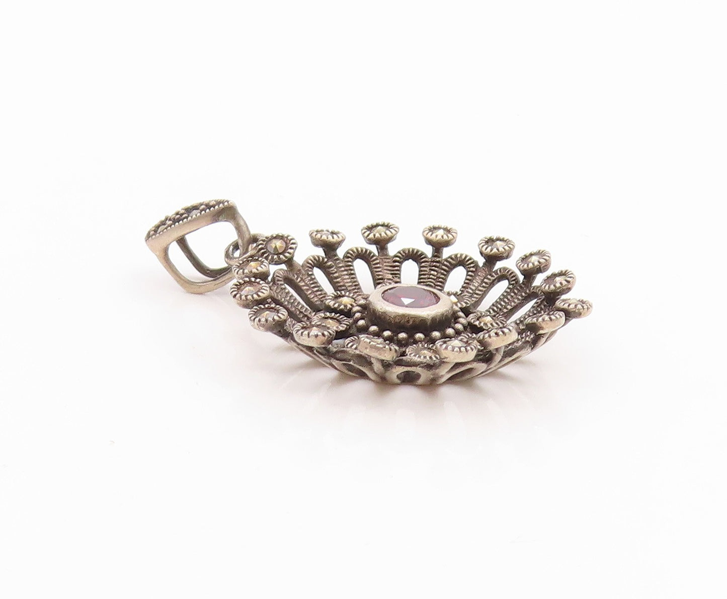 925 Sterling Silver Vintage Pendant Antique Design Cutout Garnet Flower  PT24595