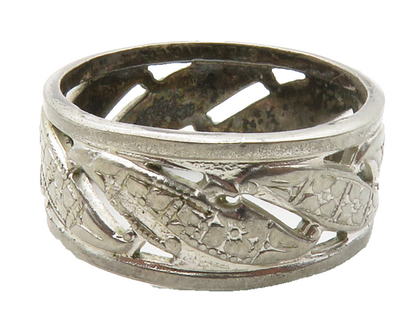 UNCAS 925 Sterling Silver  Vintage Slanted Floral Band Ring Sz 6  RG13589