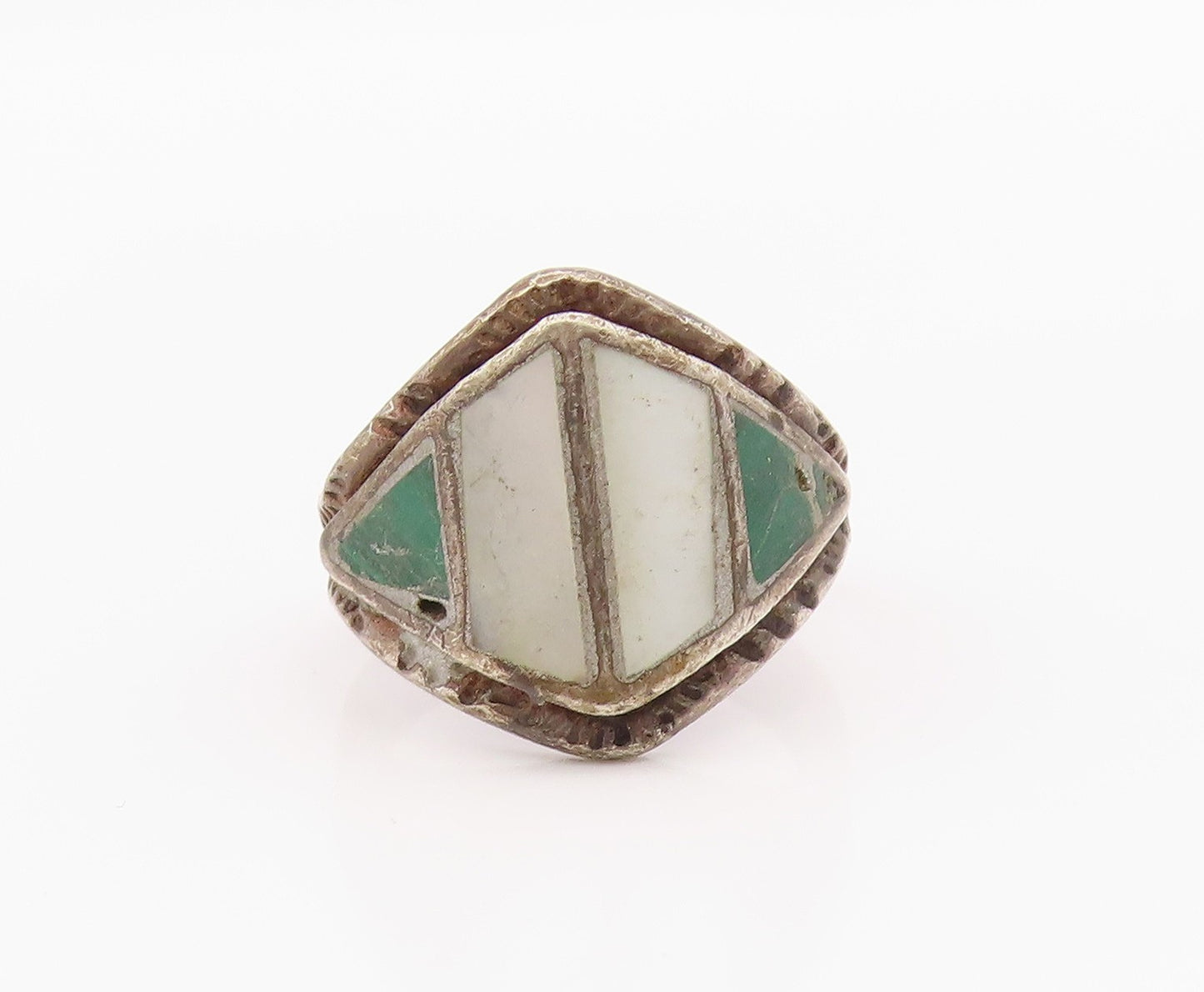 925 Sterling Silver Vintage Ring Antique ZUNI Mother Of Pearl  Sz 6.5  RG36347