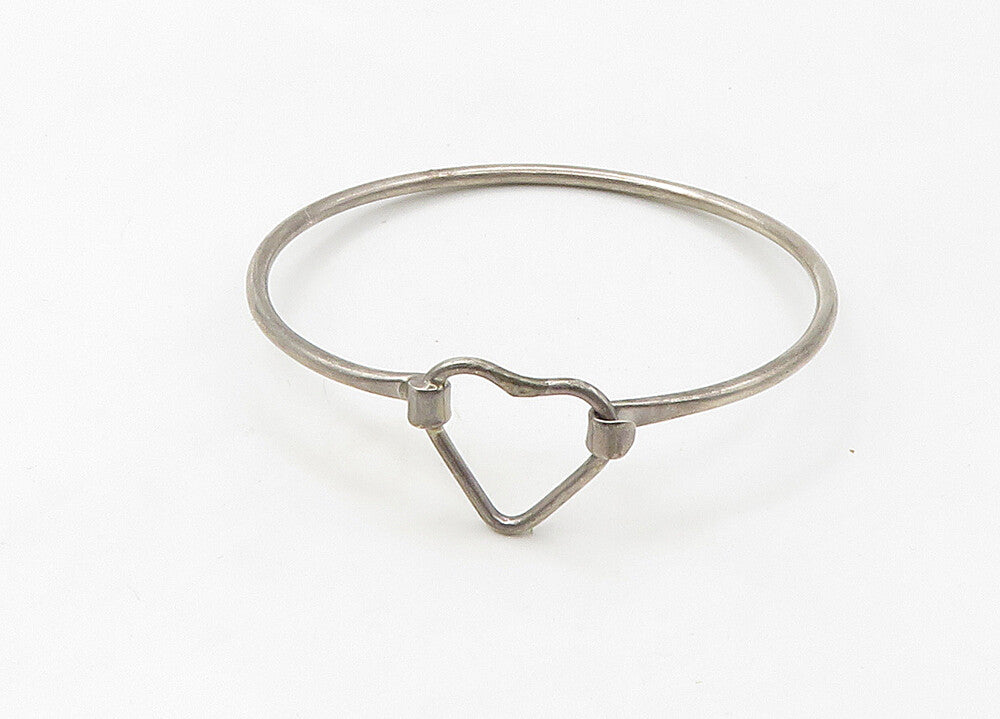 925 Sterling Silver  Vintage Open Love Heart Hook Bangle Bracelet  BT8535