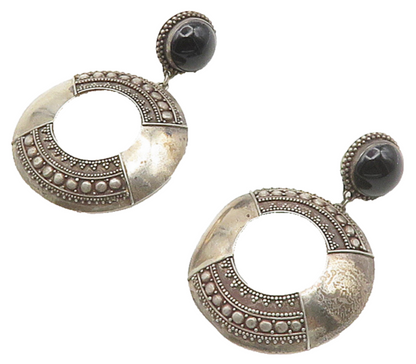 925 Sterling Silver  Vintage Black Onyx Ornate Pattern Dangle Earrings  EG8025