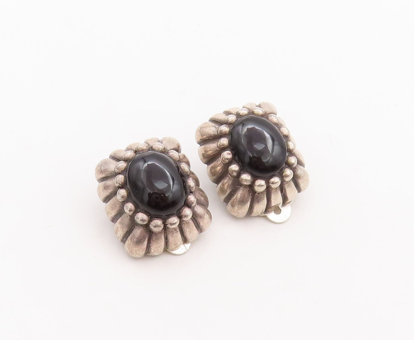 925 Sterling Silver Vintage Earrings Oval Shape Onyx Halo Grooved Design EG13108
