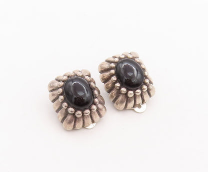 925 Sterling Silver Vintage Earrings Oval Shape Onyx Halo Grooved Design EG13108
