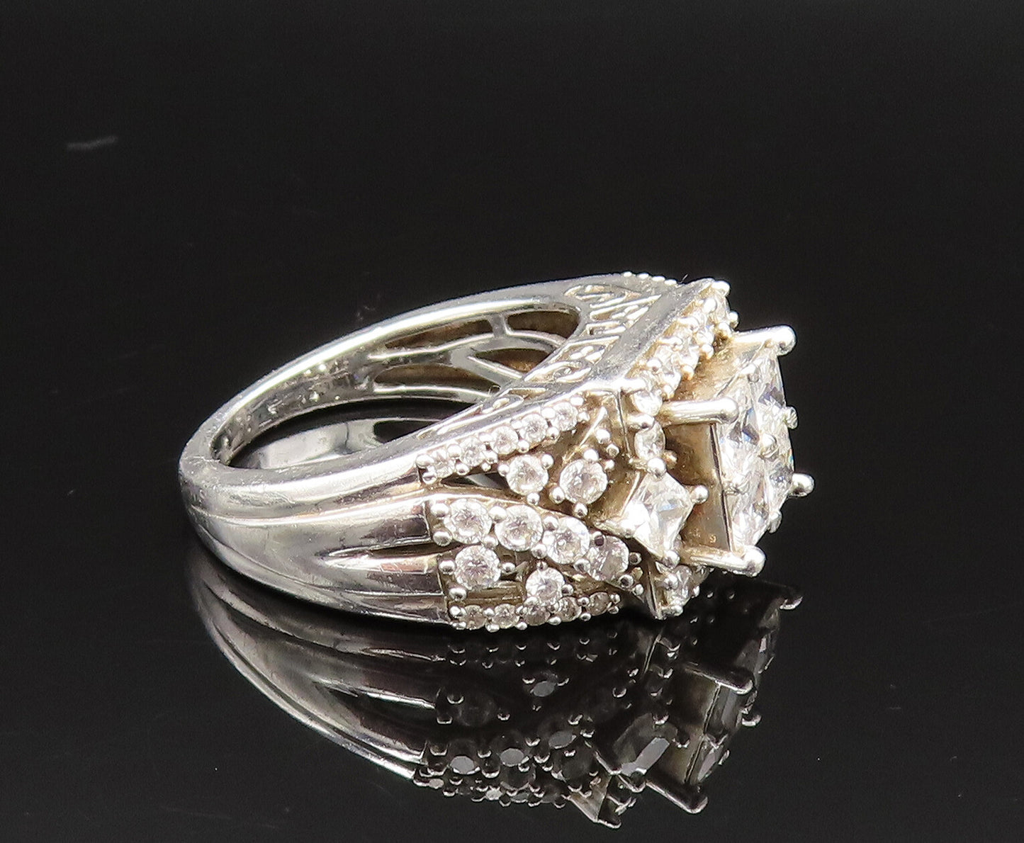 925 Silver  Vintage Multi Square & Round Cubic Zirconia Ring Sz 8.5  RG25665