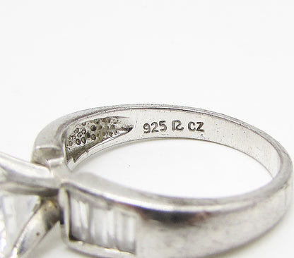 925 Sterling Silver  Vintage White Cubic Zirconia Band Ring Sz 8  RG3226