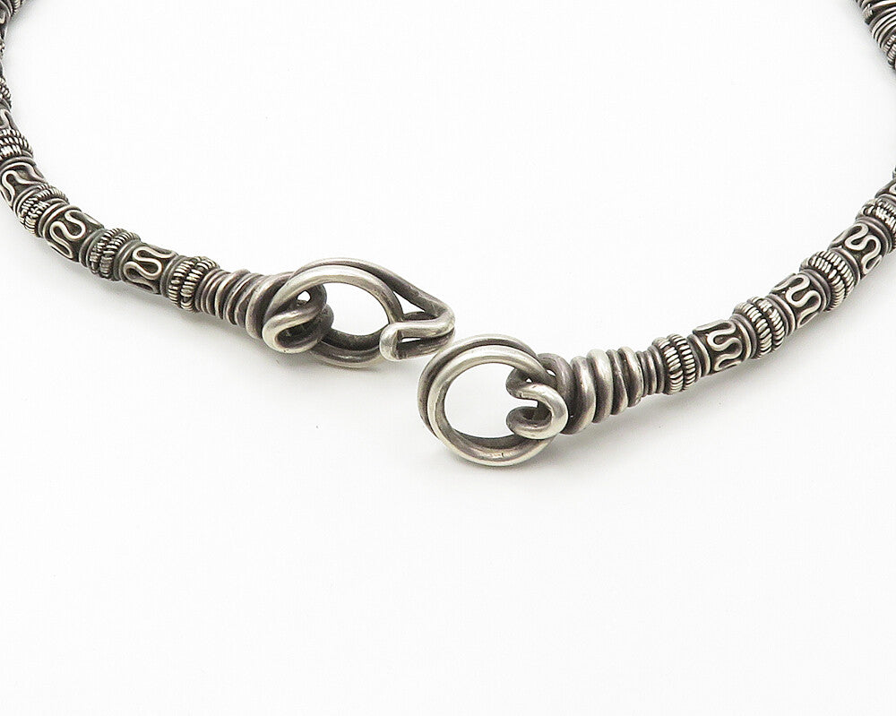 925 Sterling Silver  Vintage Heavy Swirl Twist Pattern Collar Necklace  NE2952