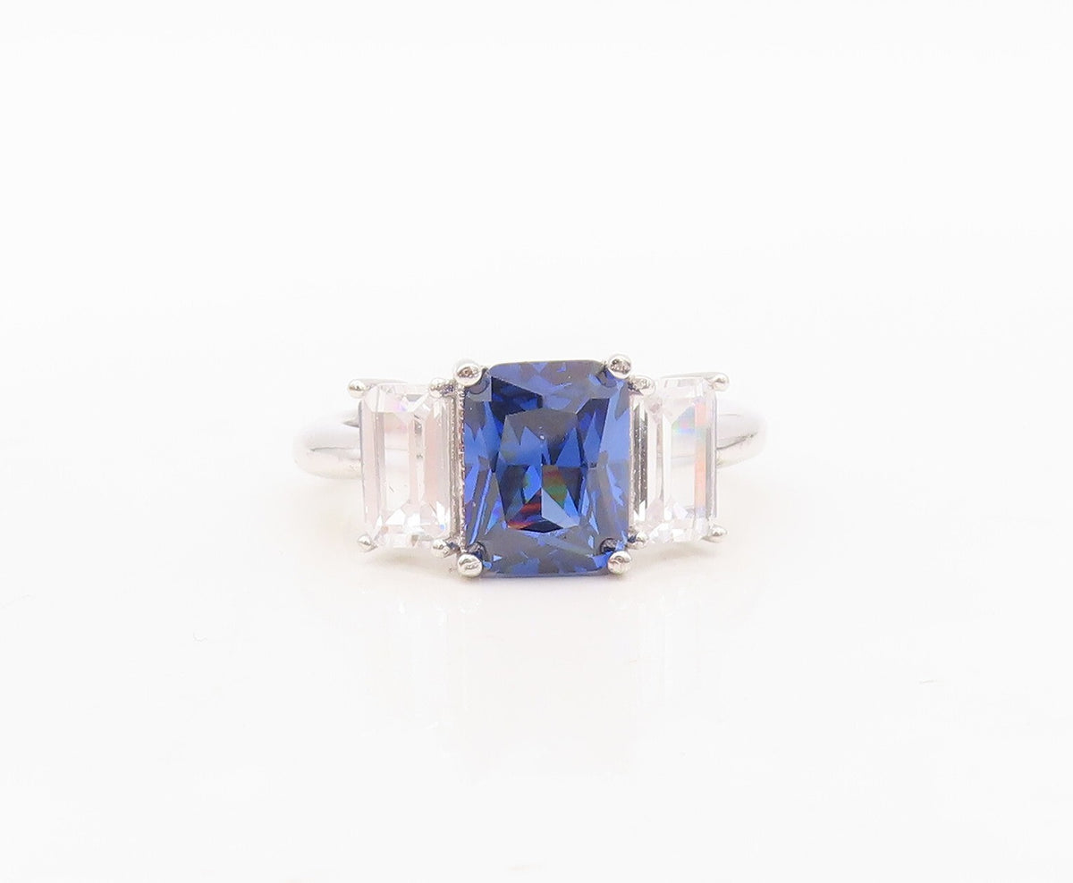 925 Sterling Silver Vintage Ring Rectangle Sapphire CZ Side Stones  Sz 7 RG30352
