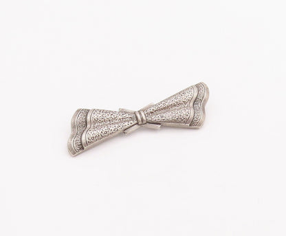 925 Sterling Silver Vintage Brooch Pin EUROPE Solid Dented Carved Bow  BP10909