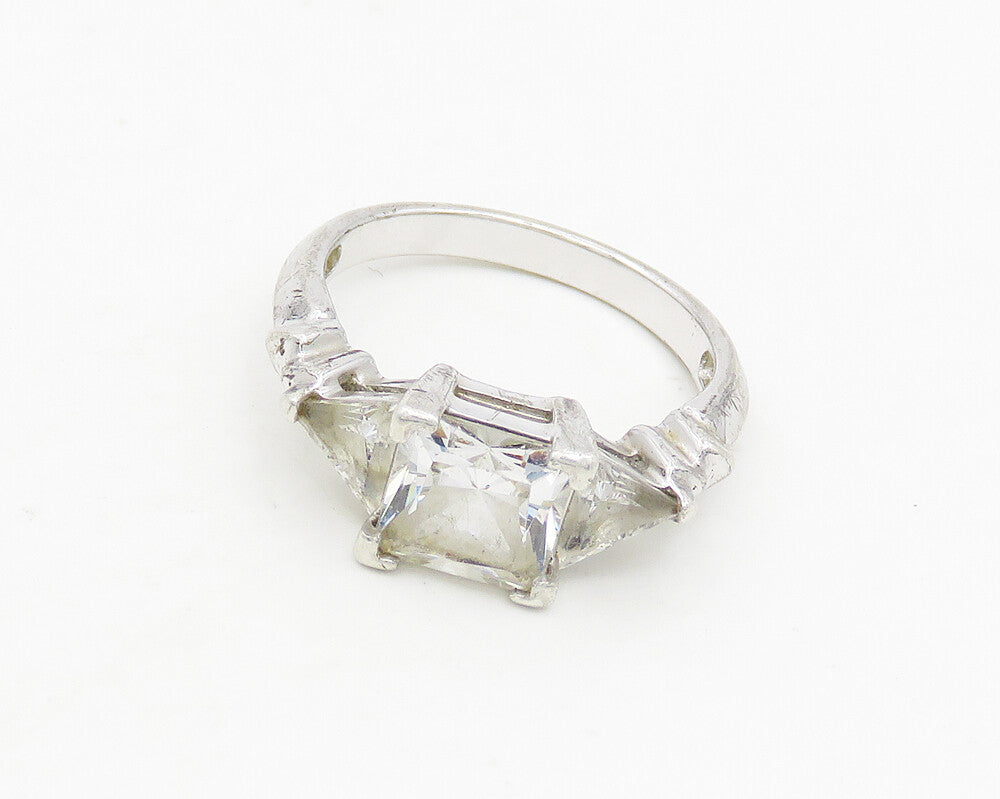 925 Sterling Silver  Vintage Cubic Zirconia 3 Stone Band Ring Sz 6  RG18691