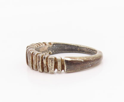 925 Sterling Silver Vintage Ring Antique Fence Design Grooved  Sz 8.5  RG33054