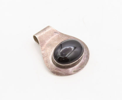925 Sterling Silver Vintage Pendant NAVAJO Designer Dark Tone Oval Onyx  PT23589