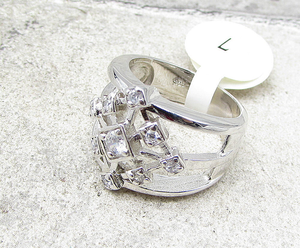925 Sterling Silver  White Cubic Zirconia Thick Band Ring Sz 7  RG1968