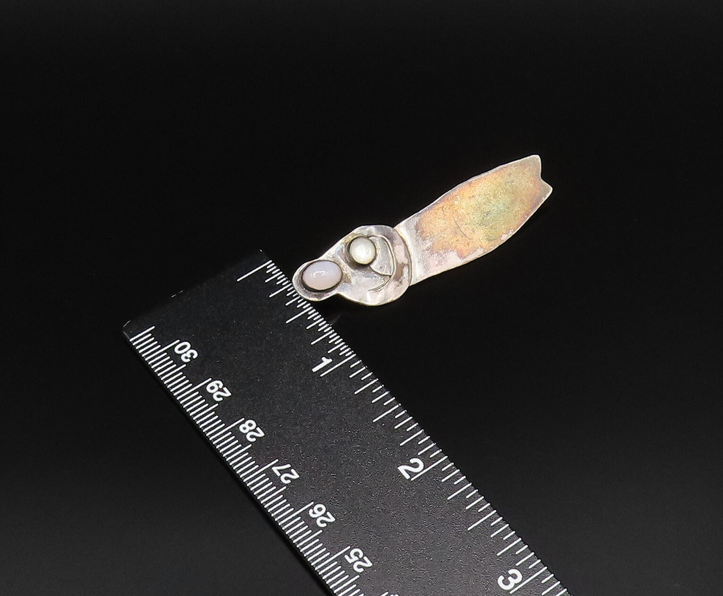 GFMW 925 Silver  Vintage Chalcedony Parent Holding Child Brooch Pin  BP9917