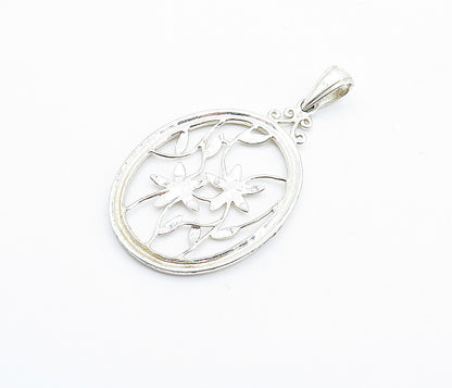 925 Sterling Silver  Vintage Shiny Open Floral Vine Oval Drop Pendant  PT4215