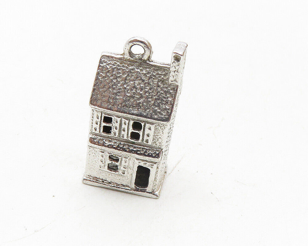 M&M 925 Sterling Silver  Vintage Petite House With Waving Flag Pendant  PT7656