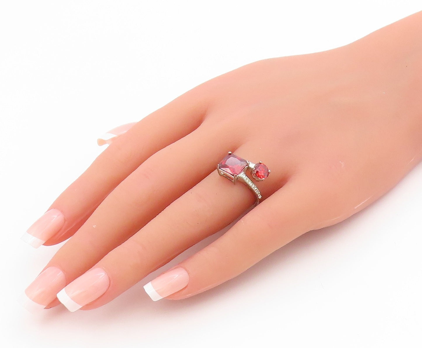 925 Sterling Silver Vintage Ring Two Shape Red CZ Elegant Bypass  Sz 6  RG34620