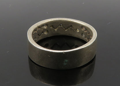 925 Sterling Silver  Vintage Etched Scribble Detail Band Ring Sz 9  RG21628
