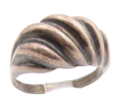 925 Sterling Silver Vintage Ring Modernist Ribbed Dome Band  Sz 7.5  RG34966