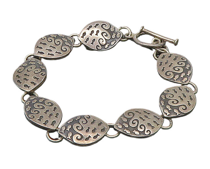 DESIGNER 925 Sterling Silver  Vintage Shiny Fish Motif Chain Bracelet  BT9238