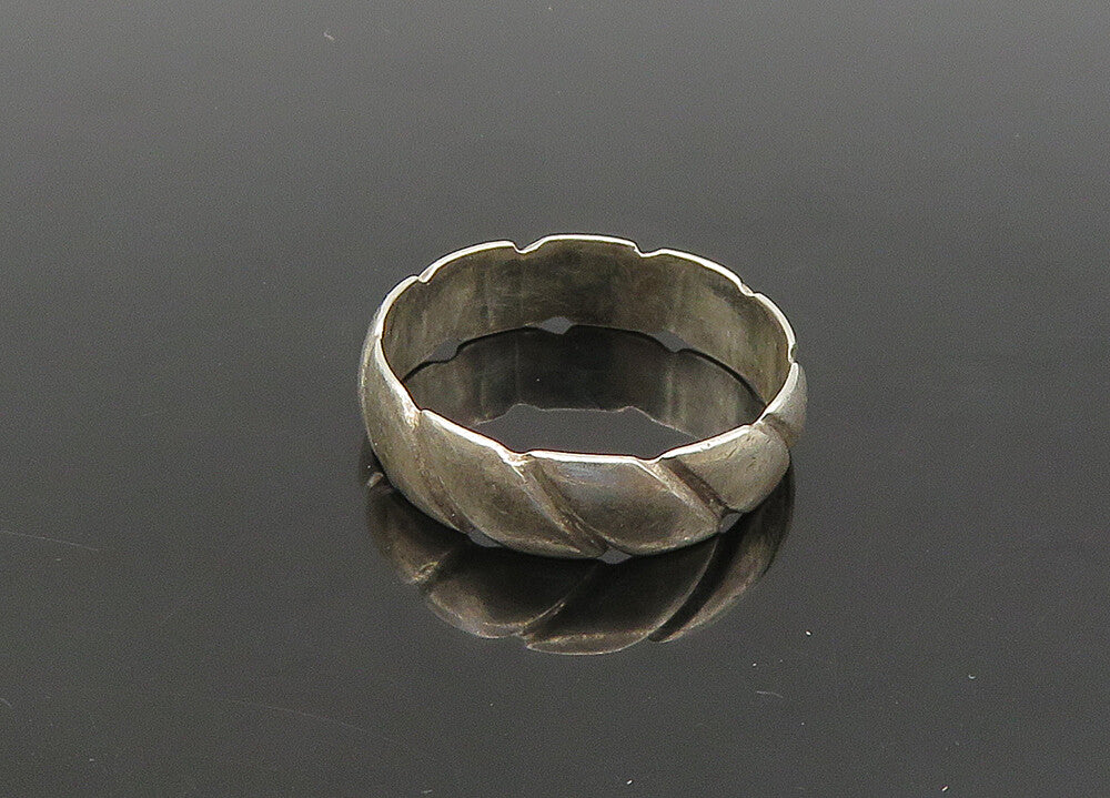 RUSSIA 925 Sterling Silver  Vintage Shiny Twist Band Ring Sz 6.5  RG21871