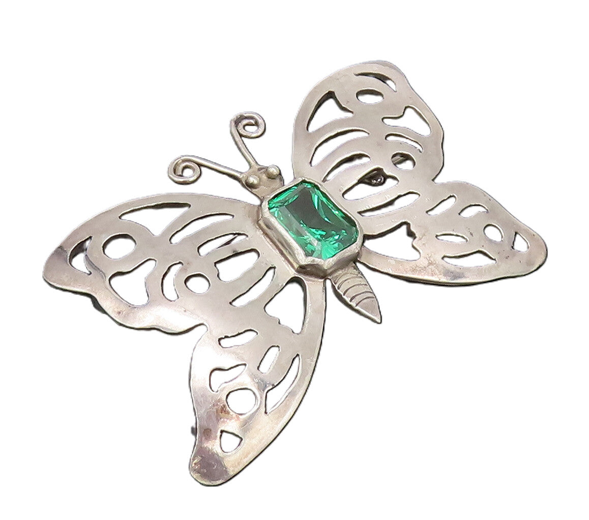 925 Silver  Vintage Cutout Butterfly Spinel Lab Emerald Brooch Pin  BP10524