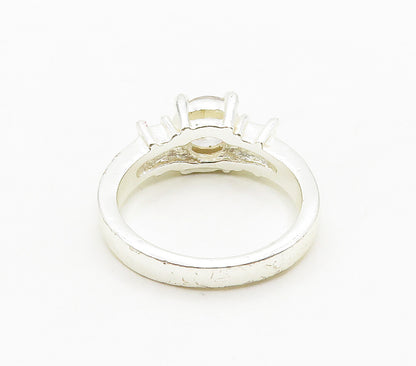 925 Sterling Silver  Graduated Cubic Zirconia Shiny Band Ring Sz 8  RG15717