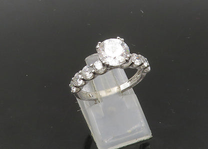 925 Sterling Silver  Vintage Shiny Cubic Zirconia Solitaire Ring Sz 7  RG22940