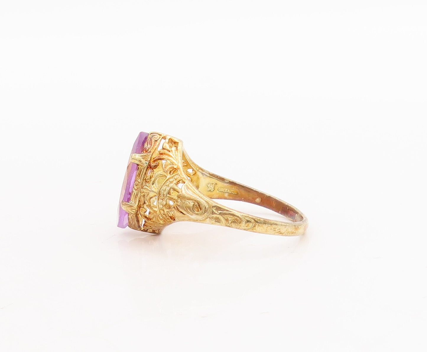 925 Sterling Silver Vintage Ring Gold Plated Amethyst Carved  Sz 8.5  RG29243