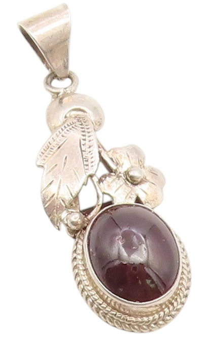 925 Sterling Silver Vintage Pendant Cabochon Garnet Floral Leaf Charm  PT26559
