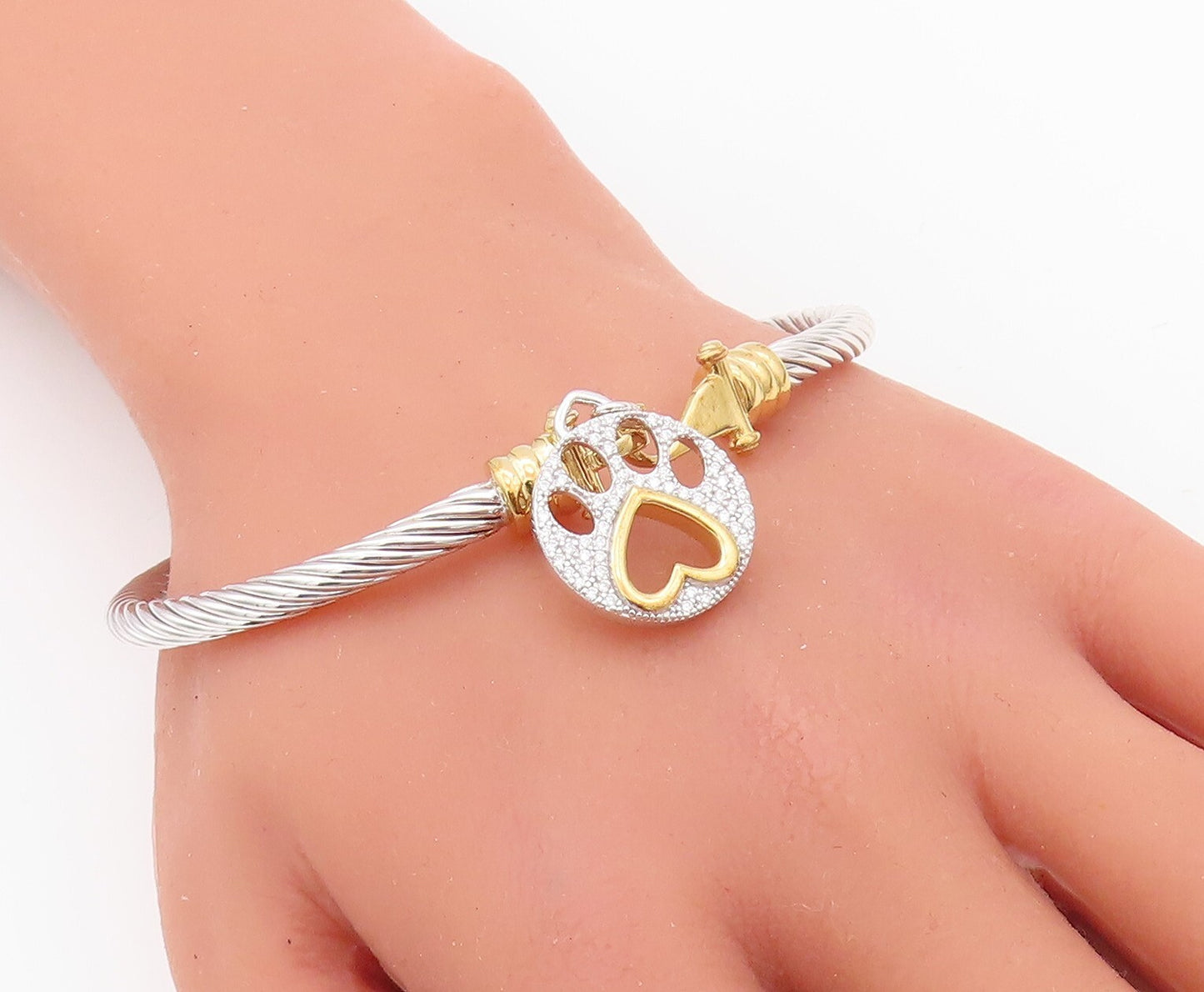 925 Sterling Silver Vintage Bracelet Roped Dangling Paw Carved  Charm  BT10708