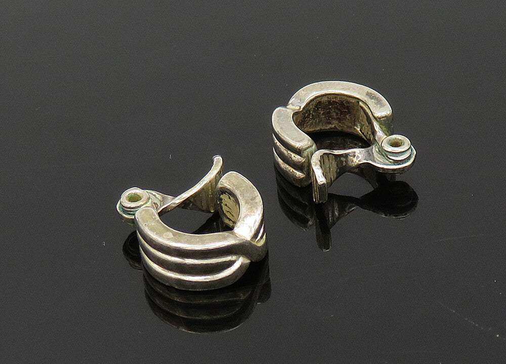 925 Sterling Silver   Vintage Shiny Petite Non Pierce Hoop Earrings  EG10190