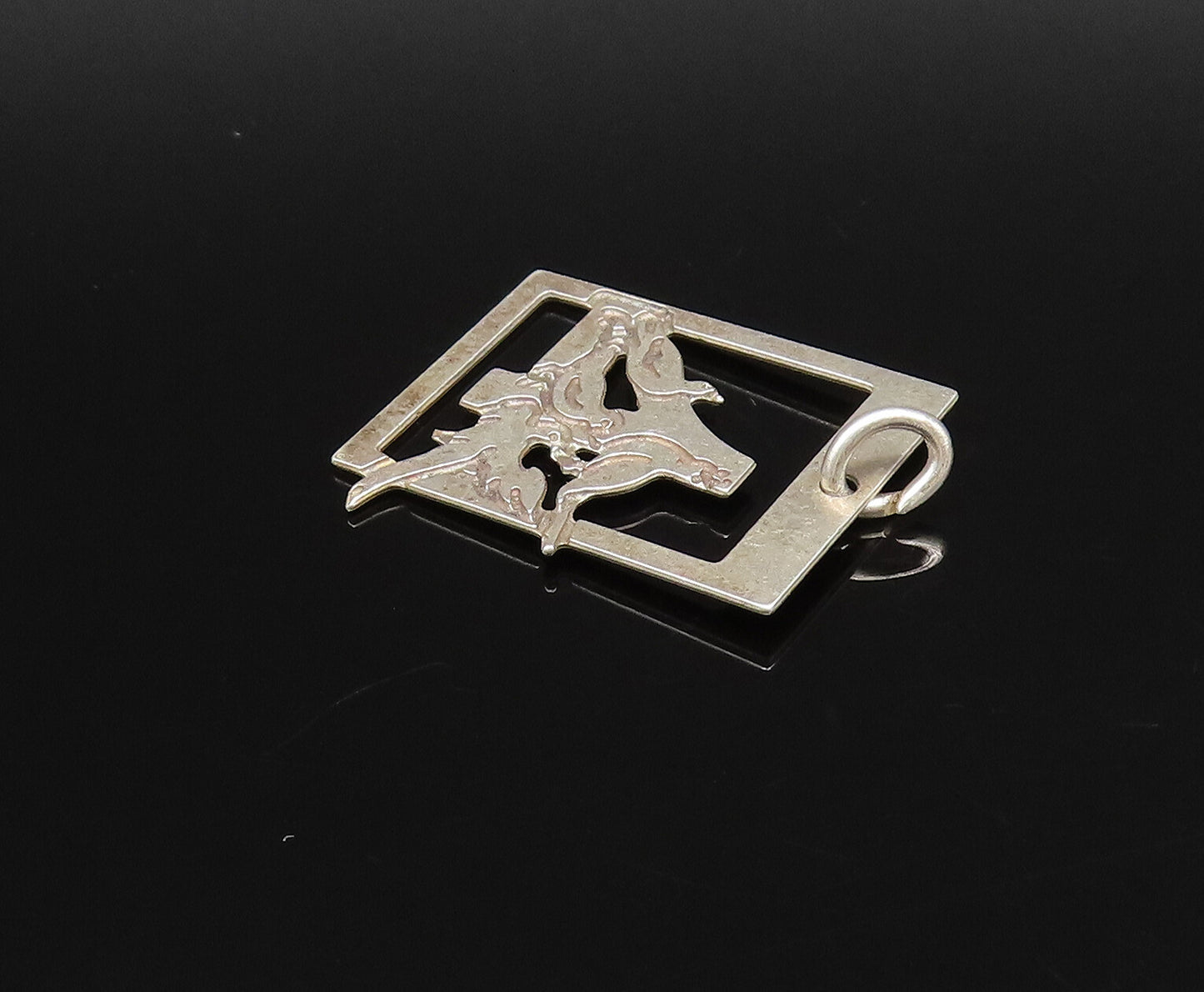 925 Sterling Silver  Vintage Branch Of Garden Birds Cutout Pendant  PT21585