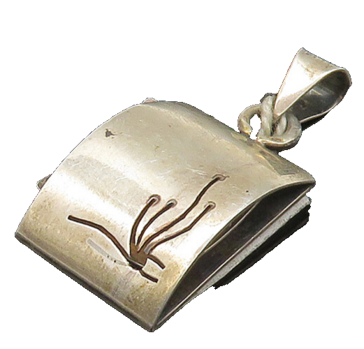 925 Sterling Silver  Vintage Petite Cutout Detail Shiny Dome Pendant  PT16585