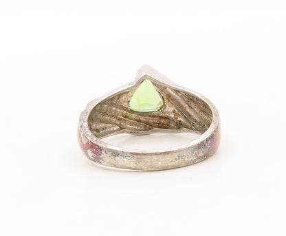 925 Sterling Silver Vintage Ring Designer Grooved Triangle Peridot Sz 8  RG30768