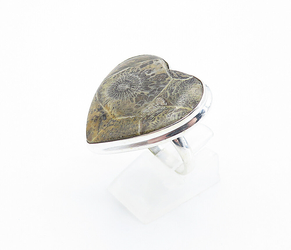 925 Sterling Silver  Love Heart Shaped Jasper Shiny Cocktail Ring Sz 9  RG7745