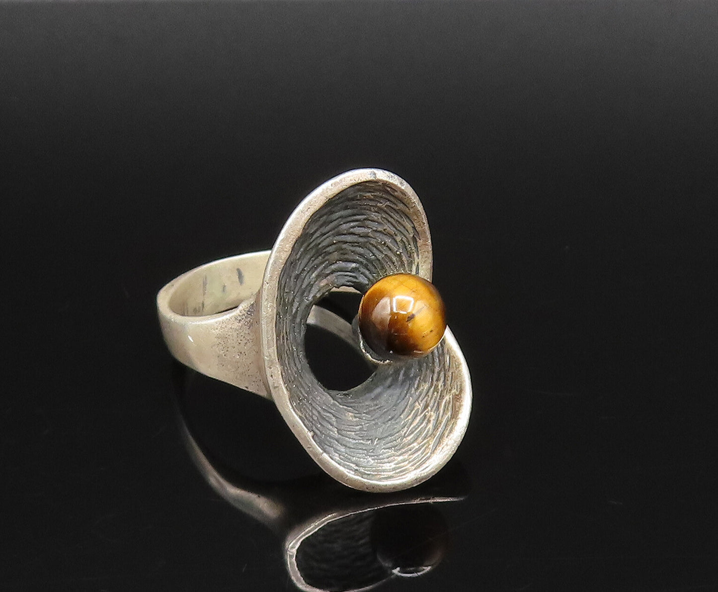 925 Silver  Vintage Textured Open Hole Round Tiger's Eye Ring Sz 5.5  RG25839