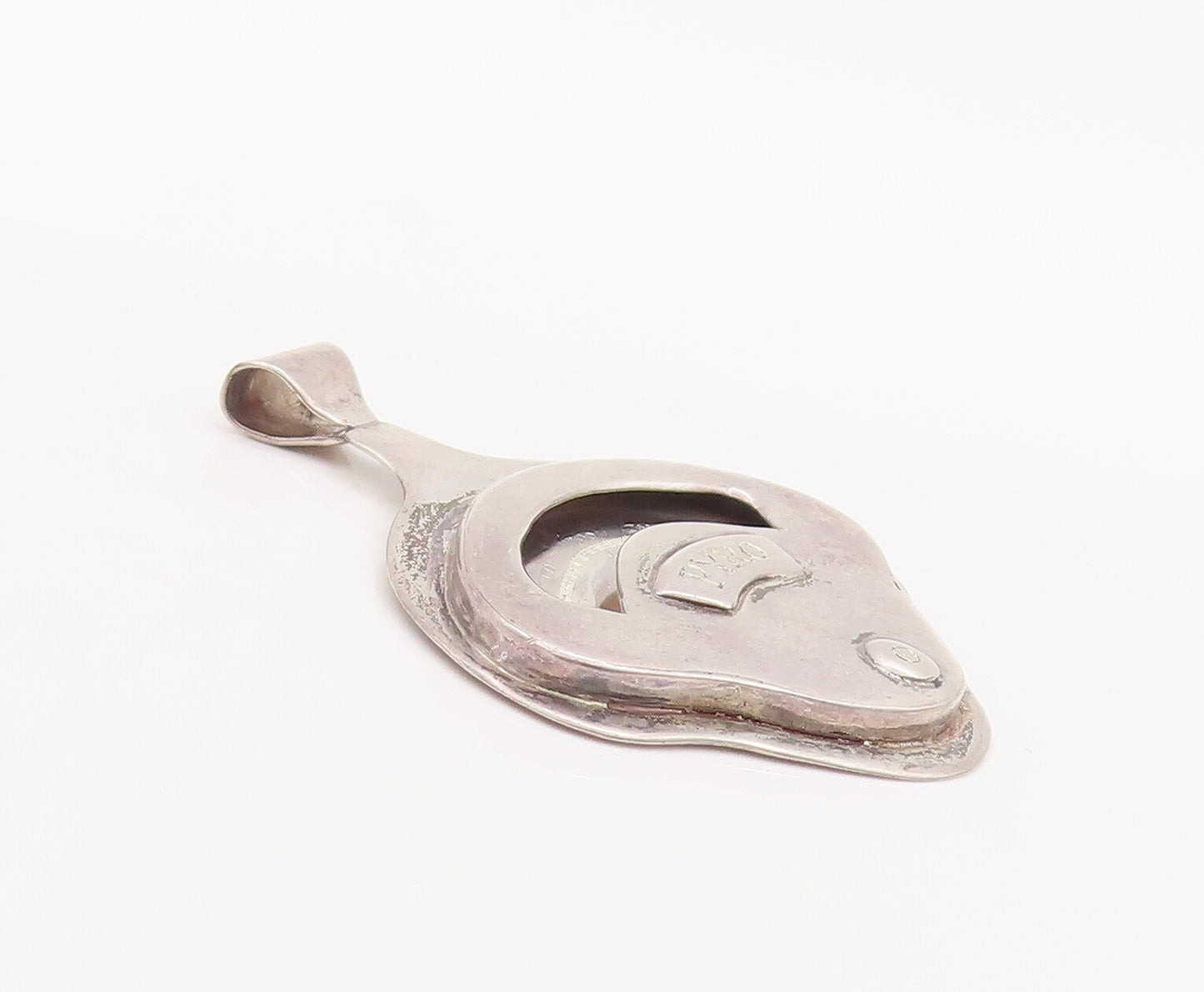 925 Sterling Silver Vintage Pendant Antique 3D Carved Weighing Scale  PT22670