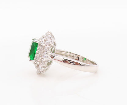 925 Sterling Silver Vintage Ring Rectangle Green Halo White CZ  Sz 7  RG30003