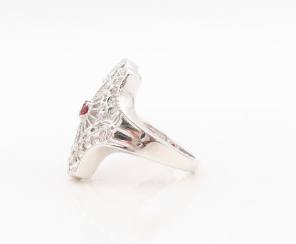 925 Sterling Silver Vintage Ring Floral Design Cutout Garnet Inlay Sz 7  RG30466