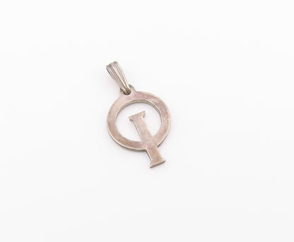 925 Sterling Silver  Vintage Dark Tone Open Circle Petite Pendant  PT19158