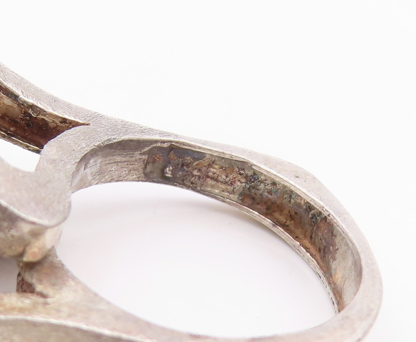 925 Sterling Silver Vintage Ring ISRAEL Dark Tone Cutout Hearts  Sz 8  RG31759