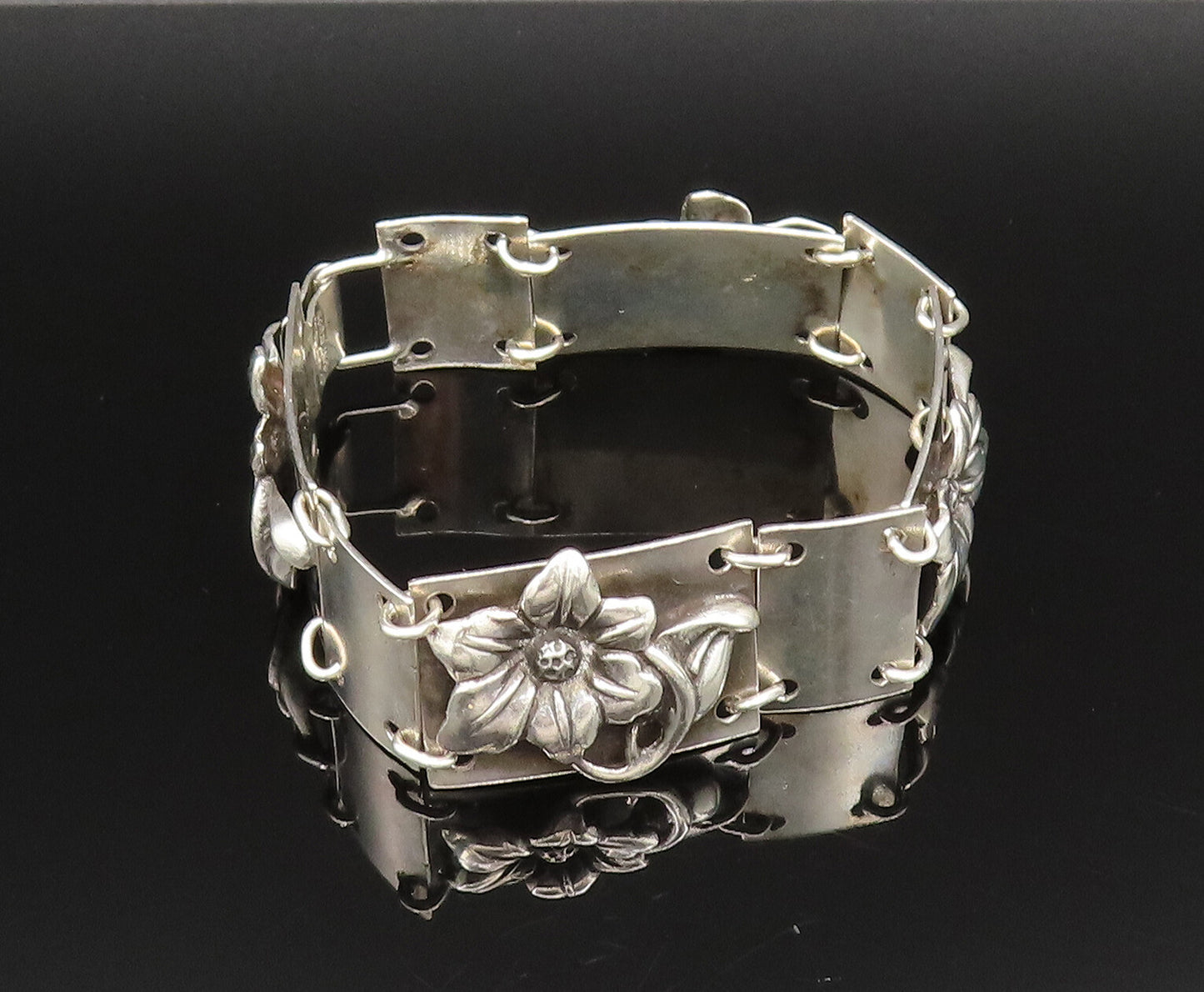 MAX RIEG 925 Silver  Vintage Rectangle Frame 3D Flowers Link Bracelet  BT9637