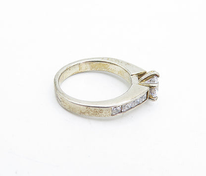 925 Sterling Silver  Vintage Cubic Zirconia Solitaire Accent Ring Sz 7  RG5181