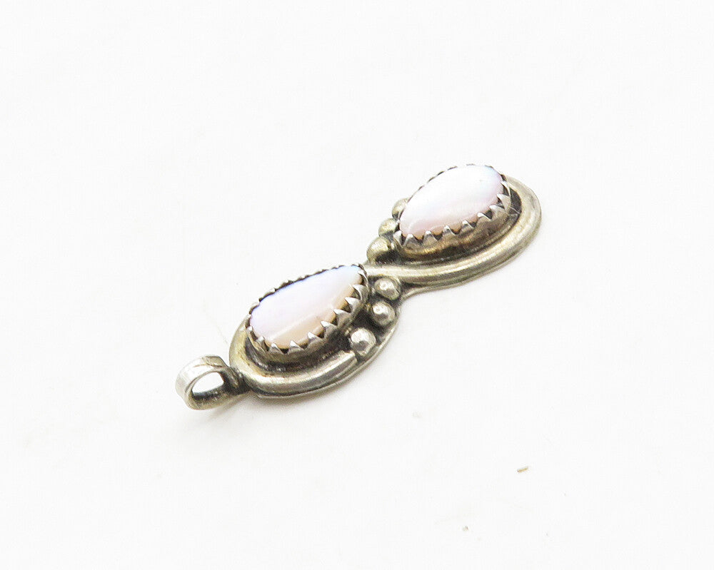 FANNIE PLATERO NAVAJO 925 Silver  Vintage Mother Of Pearl Pendant  PT15301