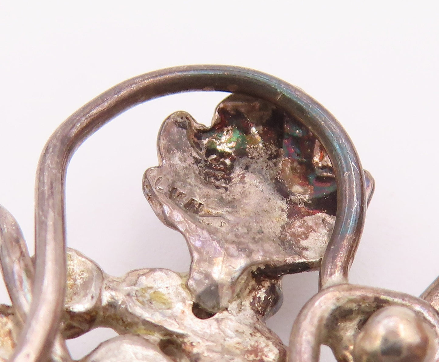 925 Silver  Vintage Spiral Wrapped Grape Cluster Dangle Brooch Pin  BP9959