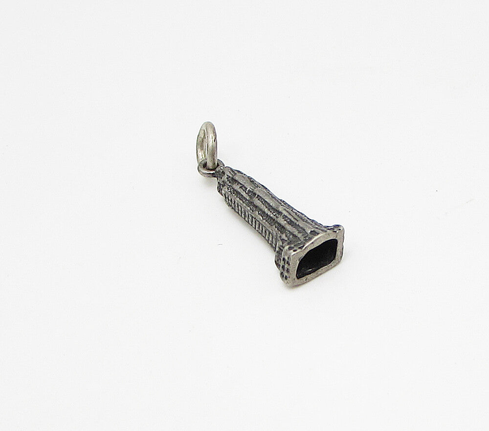 925 Sterling Silver  Vintage Empire State Building Charm Pendant  PT2205