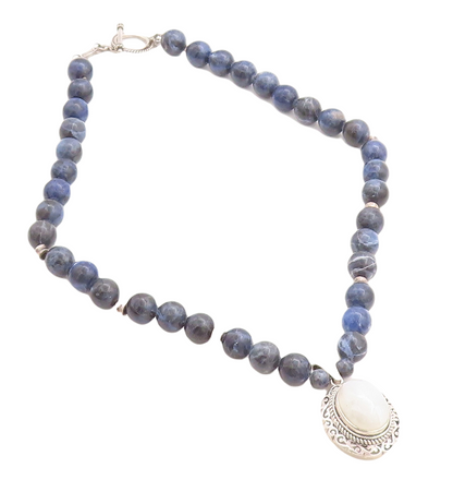 925 Sterling Silver  Vintage Moonstone & Sodalite Beaded Chain Necklace NE1211