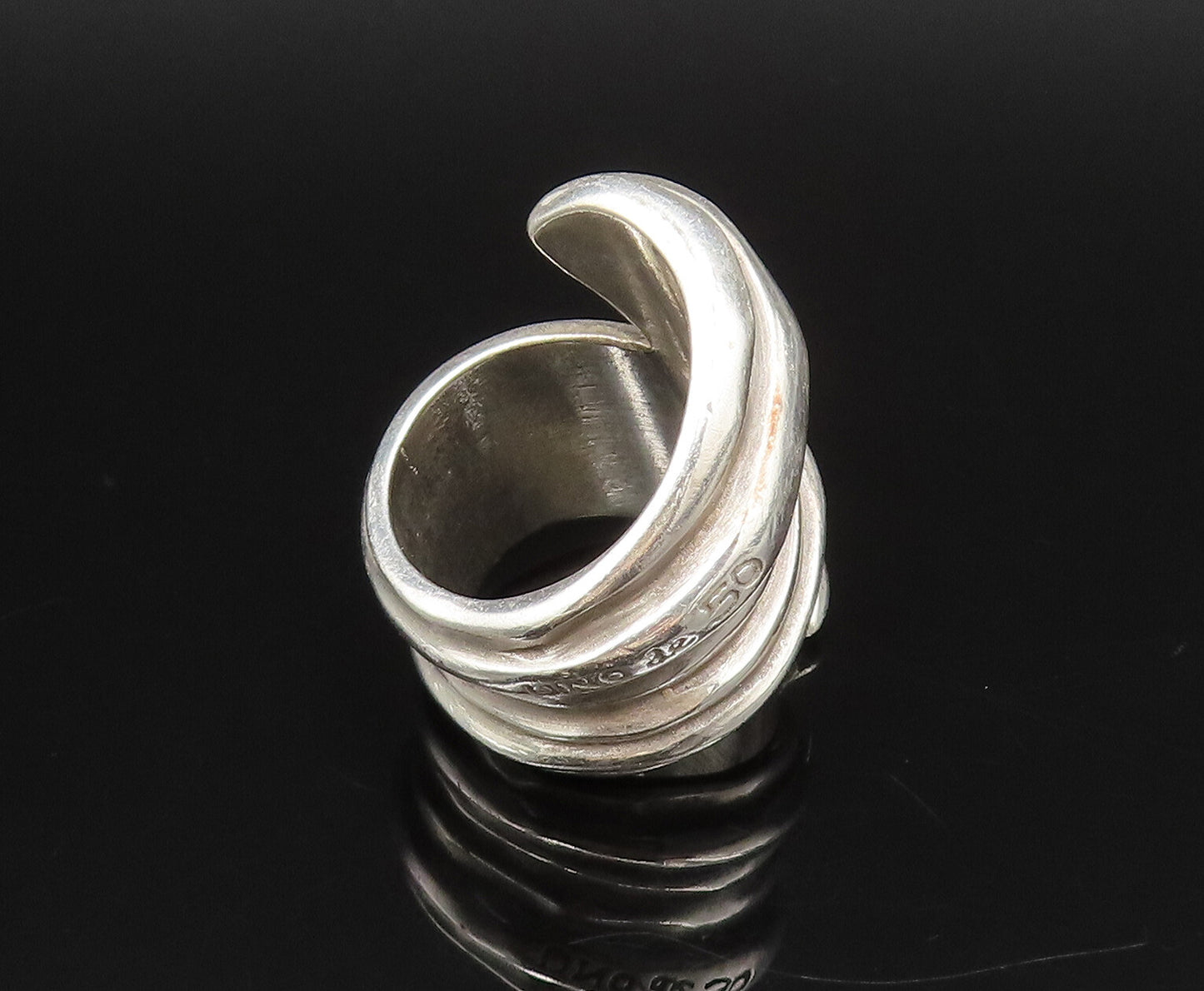 UNODE50 925 Silver  Vintage Wide Ribbed Spiral Bypass Ring Sz 7  RG26061