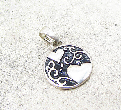 925 Sterling Silver  Dear Friends Are Always Close To The Heart Pendant  PT1744