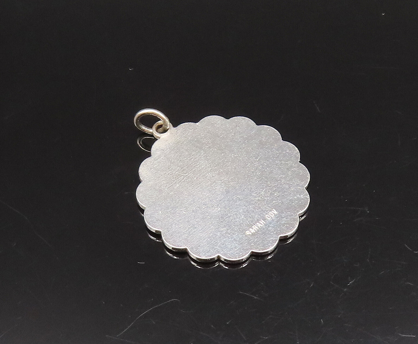 925 Sterling Silver  Vintage Sunday's Child Wavy Edge Charm Pendant  PT21840